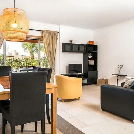Palm Village 2 • 3bd - A/c - Terrace Villa Quarteira